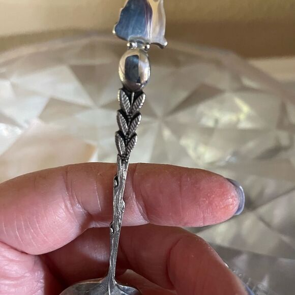 Vintage Augis PARIS Souvenir Spoon - Picture 5 of 14